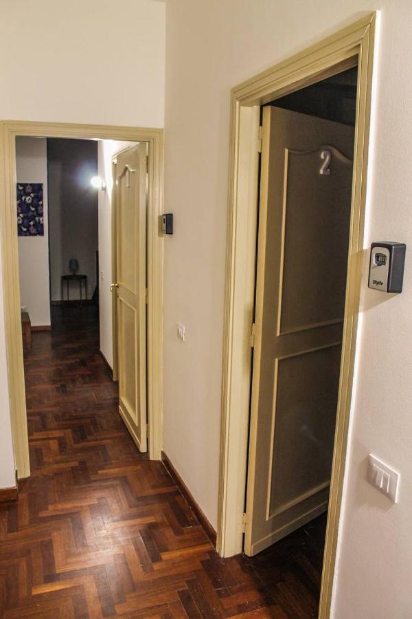 Alexander House Hotell Palermo Exteriör bild