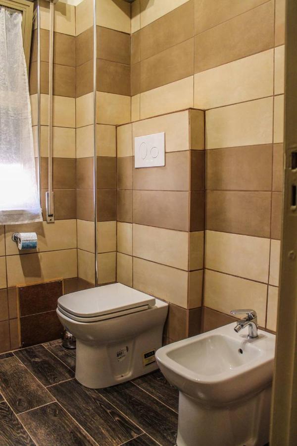 Alexander House Hotell Palermo Exteriör bild